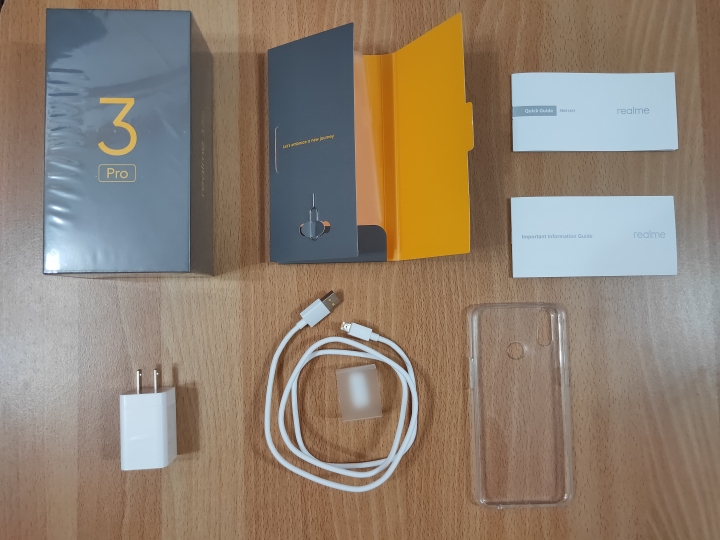 點我看大圖 realme 3 Pro 開箱測試