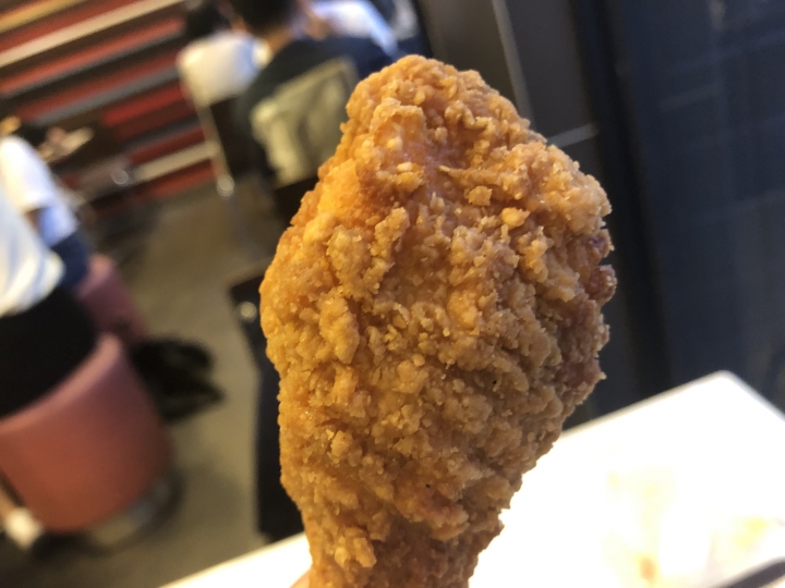 崩潰一天後的麥脆雞