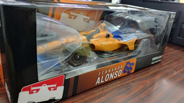 [開箱]1/18 INDYCAR  F.ALONSO #66