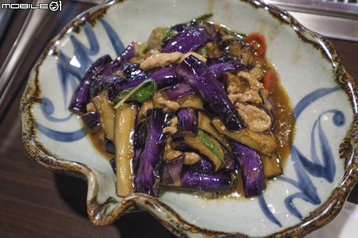【食記】碳花台中 1.6公斤碳烤小羔羊腿、酸菜白肉鍋