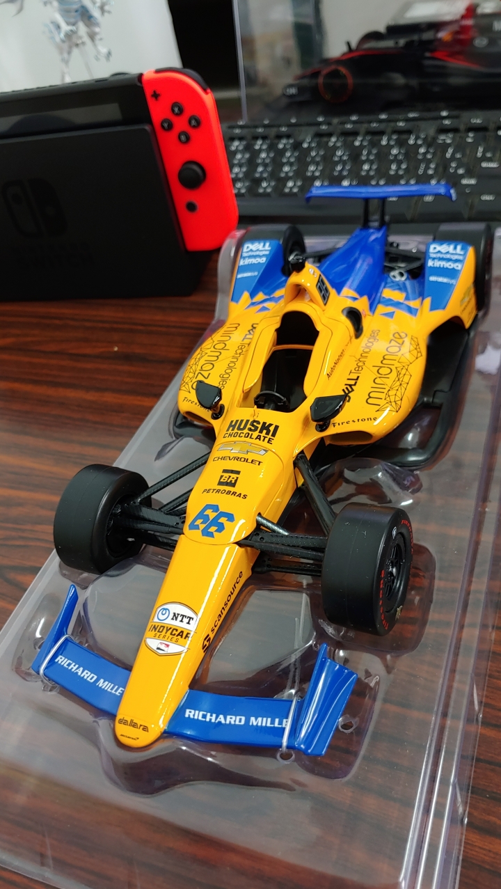 [開箱]1/18 INDYCAR  F.ALONSO #66