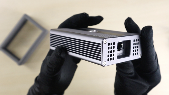 AKiTiO T3–10G Fanless Design and Bus Powered Switch Thunderbolt 3 to 10GbE