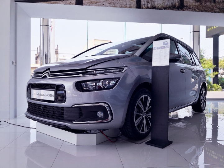 親自來體驗citroen c4 grand picasso