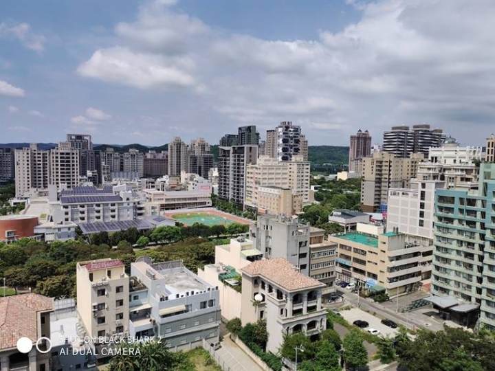 黑鯊手機2終於來啦！！趕快來開箱～