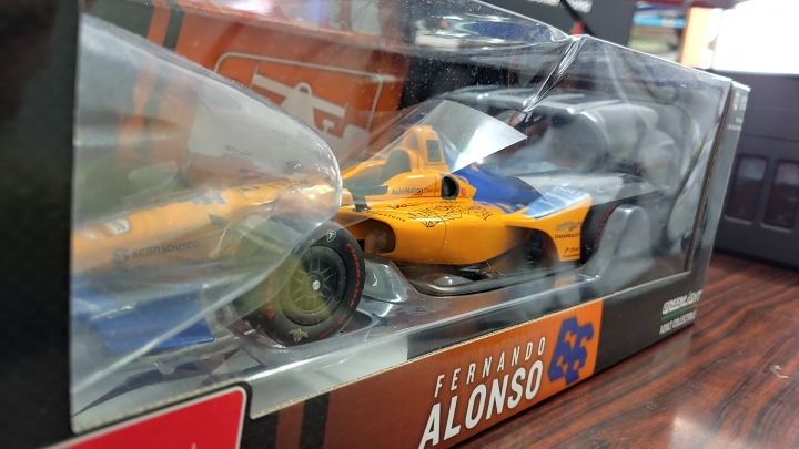 [開箱]1/18 INDYCAR  F.ALONSO #66