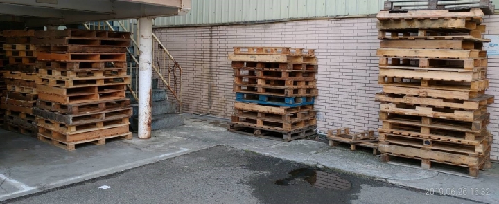 木棧板免費，自行載走