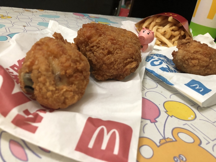 火腿偷吃麥脆雞腿餐