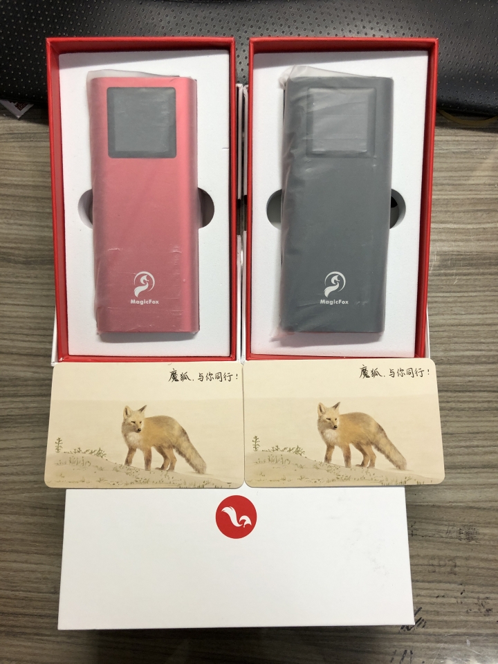 [開箱]魔狐6號 這可能是世界第一個天氣預報的行動電源