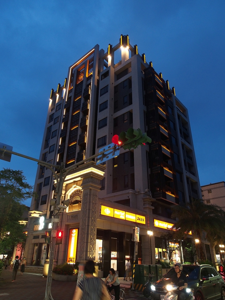 [住宿] 臺北市 內湖區 凱旋酒店 － Mobile01 小惡魔景點獨家活動分享