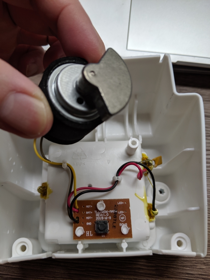 嬰兒搖椅震動器3V直流改交流電請益
