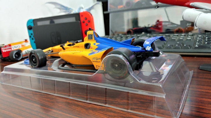 [開箱]1/18 INDYCAR  F.ALONSO #66