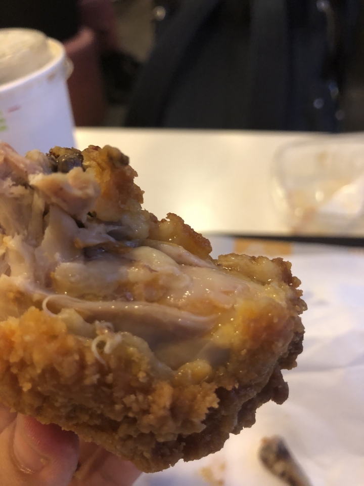 崩潰一天後的麥脆雞