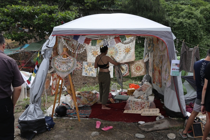 馬車環島[ 7 ] 台東市--鐵花村 [ 8 ] 台東市--花蓮海或市集