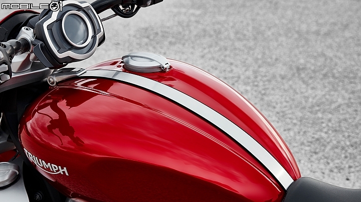 【海外快訊】2500c.c. 的二輪肌肉車！全新 TRIUMPH Rocket 3 R & GT 正式發布