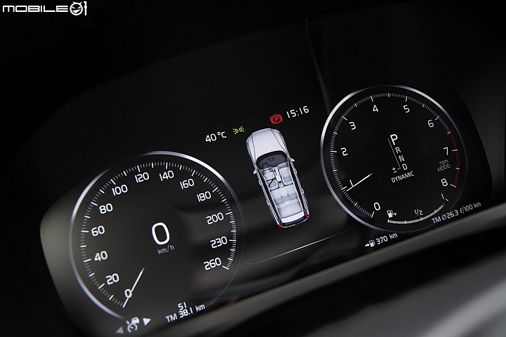 Volvo V60 T4 Momentum 試駕，用豪華與優雅旅遍天下