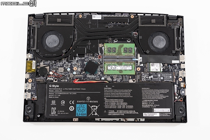 GIGABYTE New AERO 15 OLED 外型小改再出發！