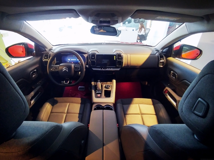 親自來體驗紅色Citroen C5 Aircross