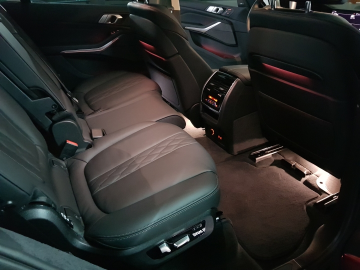 BMW X7 40i 開箱（圖多 7/30新增）& 分享