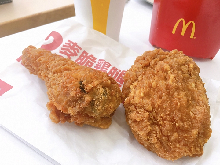 假日全職媽媽_禮拜一上班就得吃麥當勞麥脆鷄!!!!!