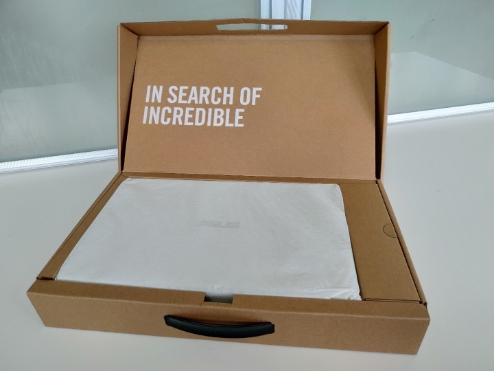Vivobook S14 S412高CP值的獨立觸控板數字鍵輕薄筆電開箱