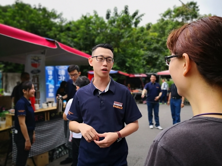 星期六限定的抗日咖啡