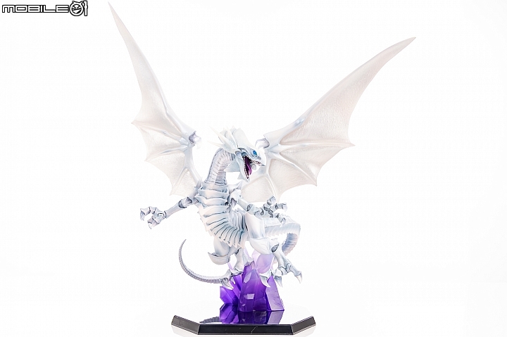 霸氣展露無遺！MEGAHOUSE《遊戲王》青眼白龍雕像開箱