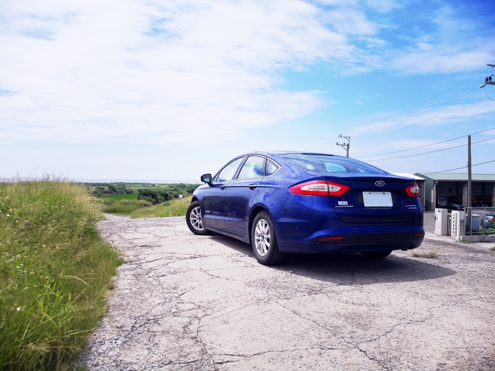 跟海有約的Mondeo Hybrid