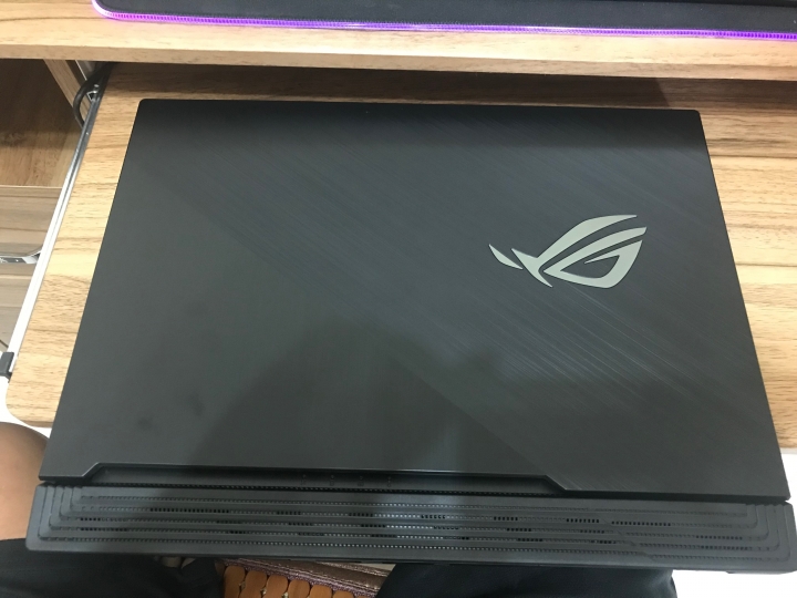 ROG Strix G微開箱