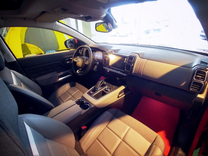 親自來體驗紅色Citroen C5 Aircross