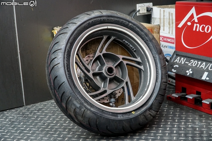 Bridgestone BATTLAX SC2 Rain 試胎 雨神同行大羊通勤者首選