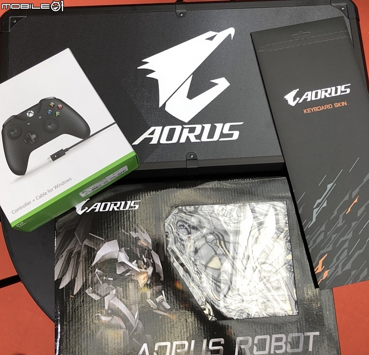 開箱 AORUS 15 - RTX2060 戰鬥遊戲電競筆電