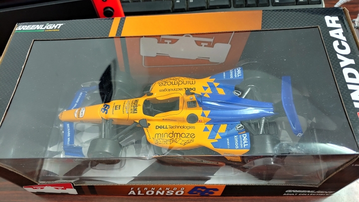 [開箱]1/18 INDYCAR  F.ALONSO #66