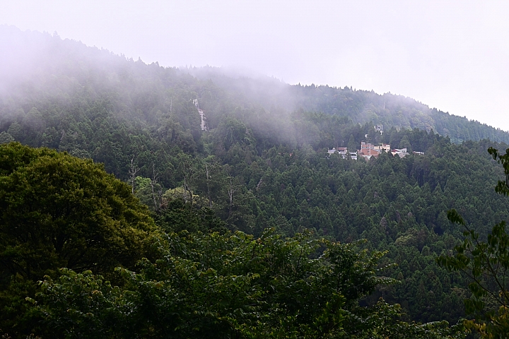24-70mm F2.8 S+SB-5000的旅遊：阿里山、霧台、小琉球還有飛碟雲。
