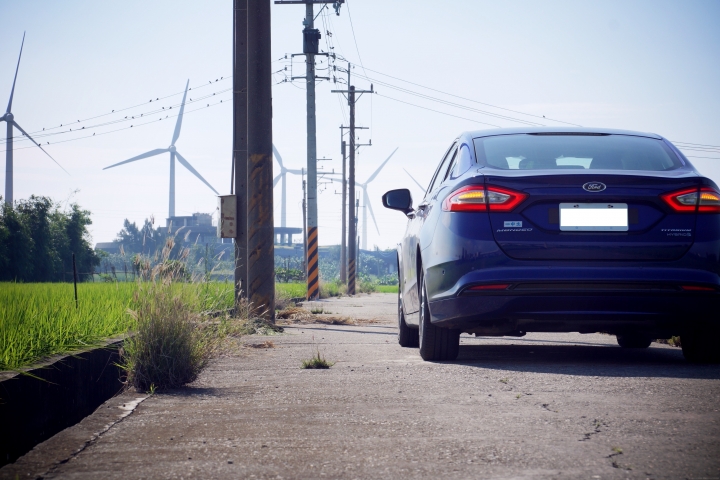 跟海有約的Mondeo Hybrid