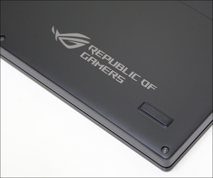 點我看大圖 華碩ROG GX701GWR 17吋電競筆電實際測試