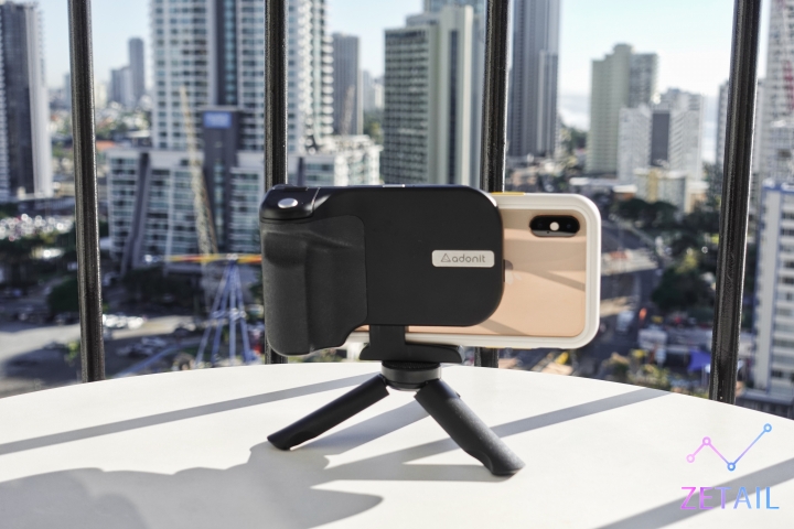 Adonit PhotoGrip Qi 藍牙 + 無線充電拍照握把 開箱體驗：一手掌握全世界