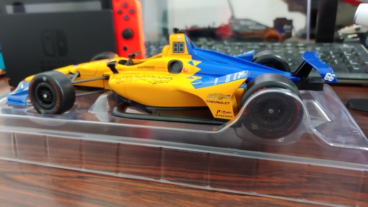 [開箱]1/18 INDYCAR  F.ALONSO #66