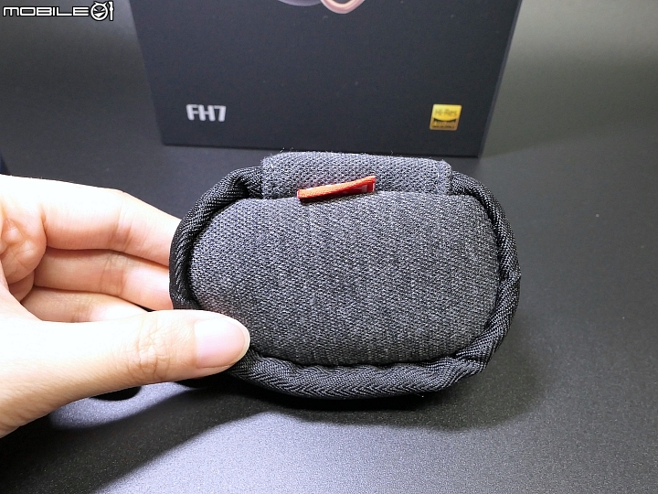[開箱評測]FiiO FH7 可換線入耳式耳機/一圈四鐵五單元/MMCX/單晶銅鍍銀線/低中高調音濾網～給您滿滿的可玩性！