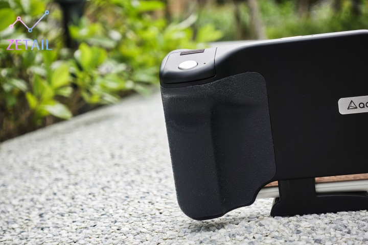 Adonit PhotoGrip Qi 藍牙 + 無線充電拍照握把 開箱體驗：一手掌握全世界