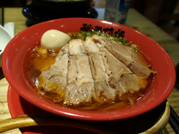 [食記] 臺北市 內湖區 武藤拉麵 － 外觀不起眼的店面，但有蝦味濃郁的美味拉麵