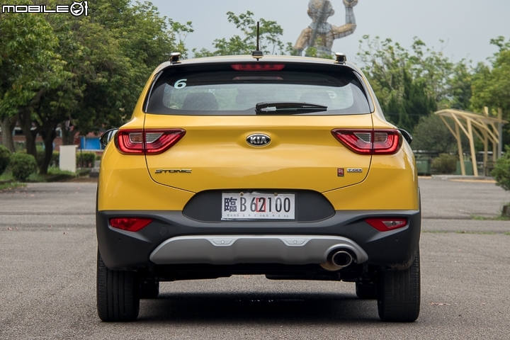 Kia Stonic試駕報導 到底在嗆什麼？