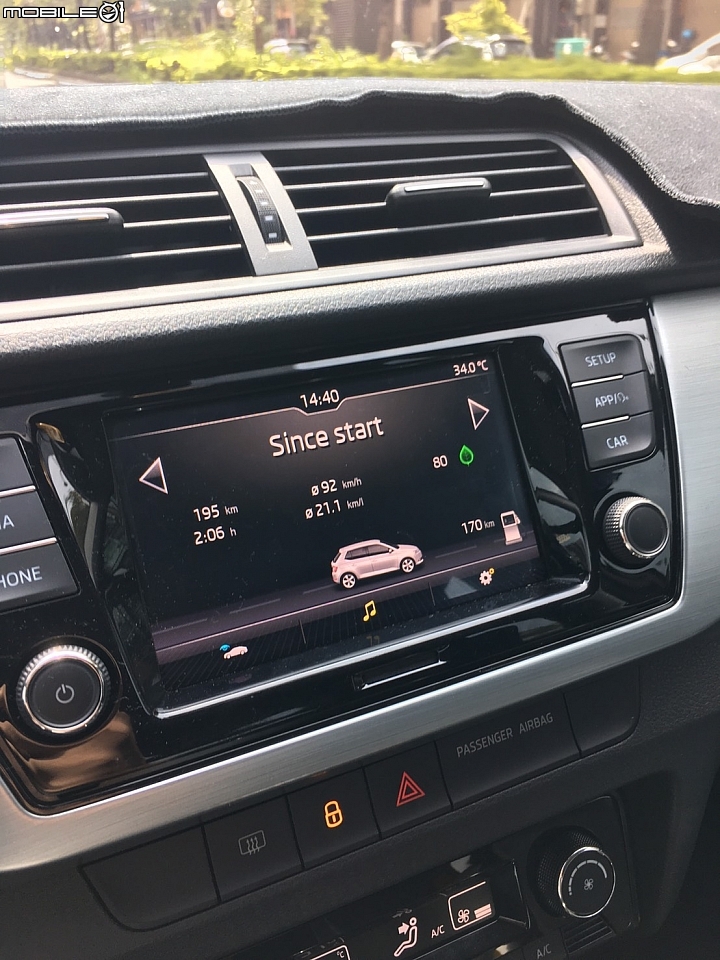 點我看大圖 Skoda Fabia 1.0TSI 19年式小改開箱