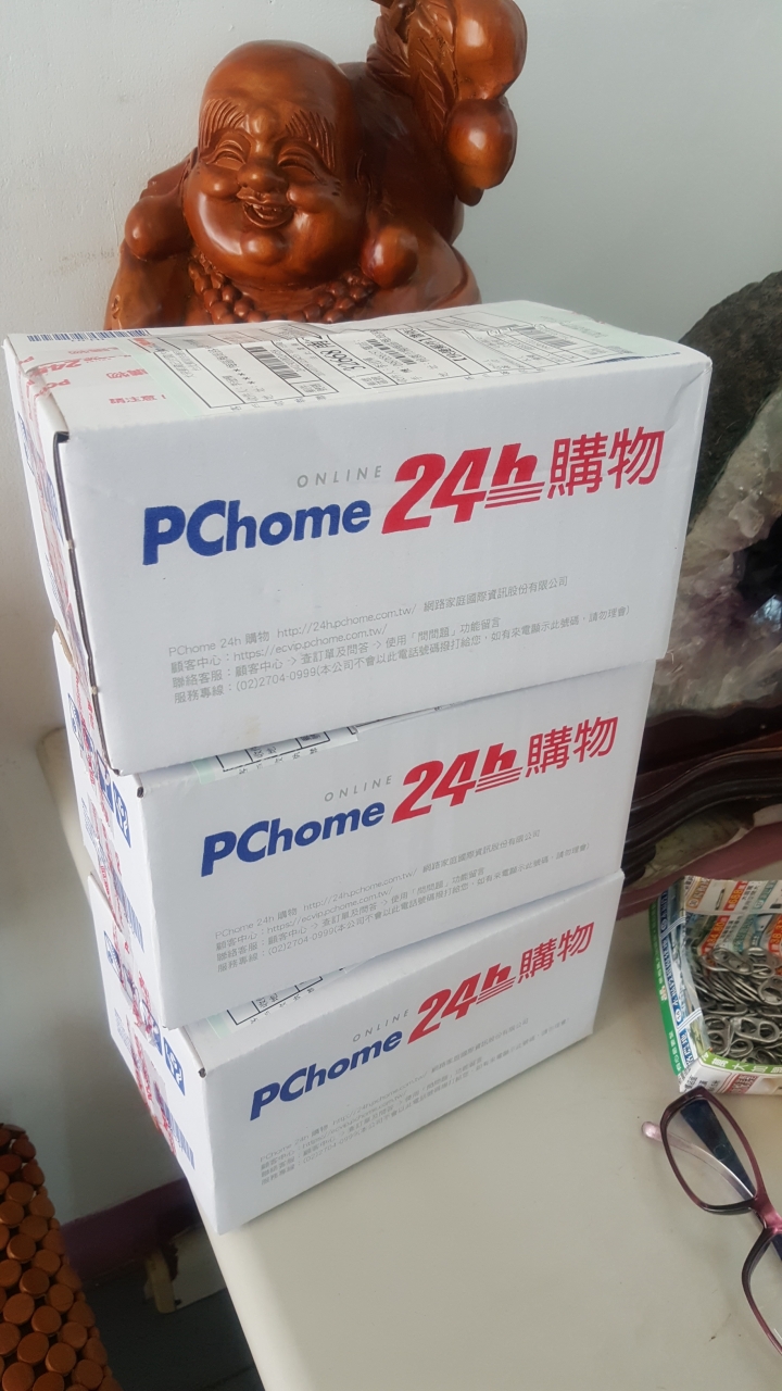 PChome比小米官方快一點到貨