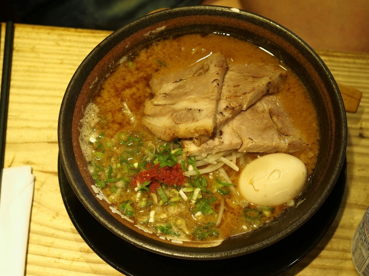 [食記] 臺北市 內湖區 武藤拉麵 － 外觀不起眼的店面，但有蝦味濃郁的美味拉麵
