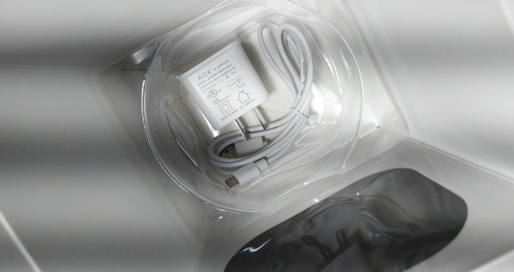 <<<口愛開箱>>> KUBYCAM充電式無線網路監控攝影機