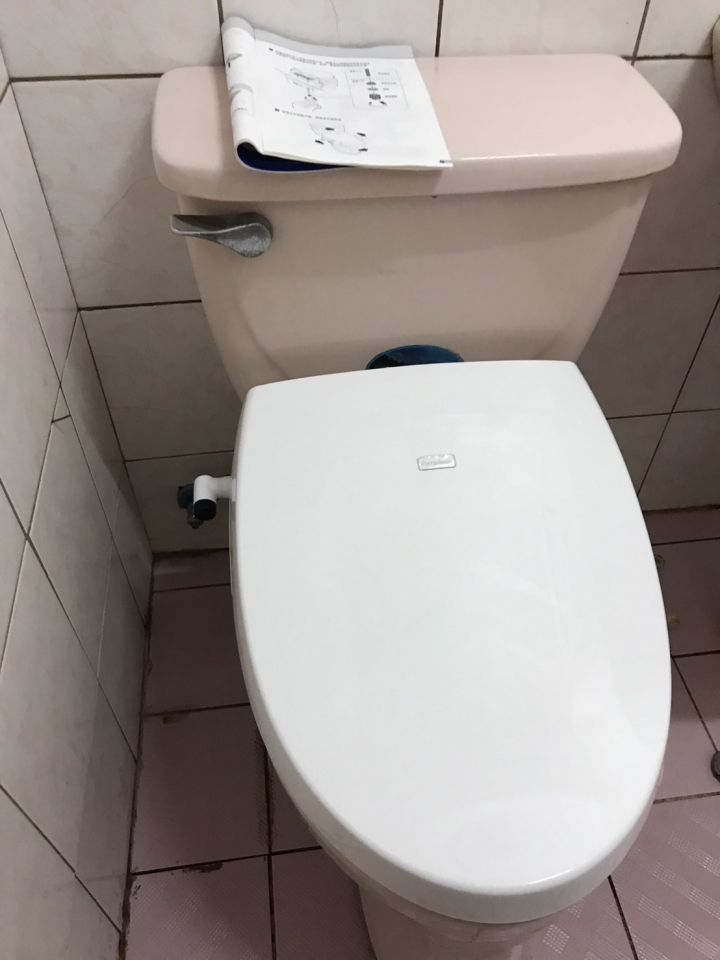 自己安裝免治馬桶好像也沒那麼難