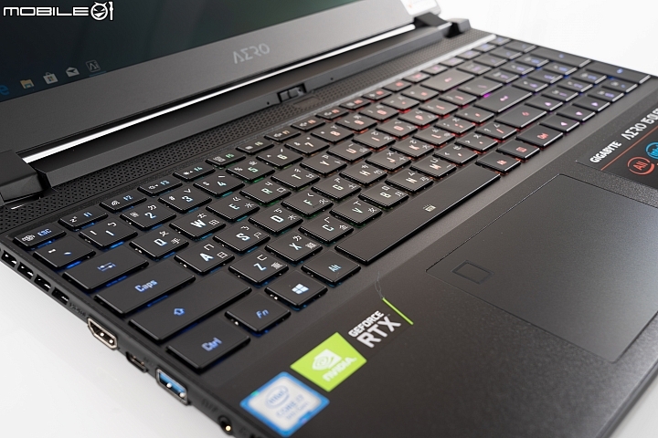 GIGABYTE New AERO 15 OLED 外型小改再出發！