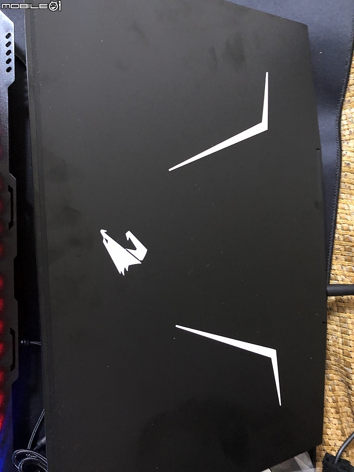 【人生第一台電競開箱】GIGABYTE 技嘉 AORUS 15 I7+RTX2060