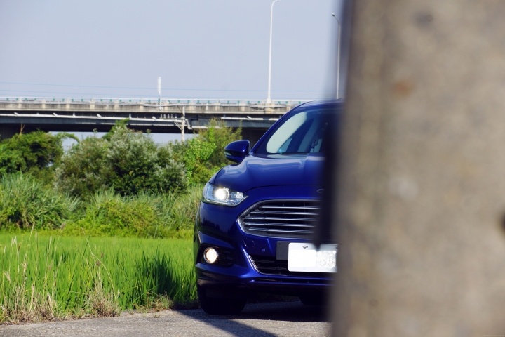 跟海有約的Mondeo Hybrid