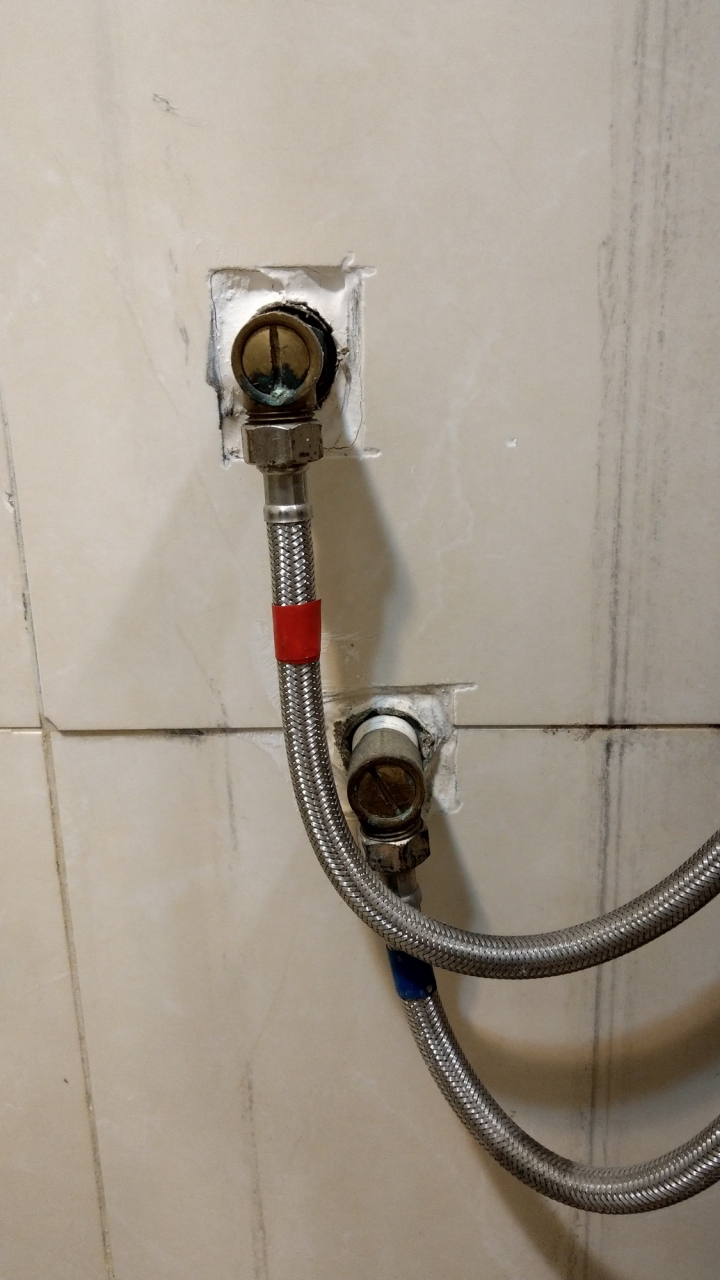 請問更換淋浴柱的問題